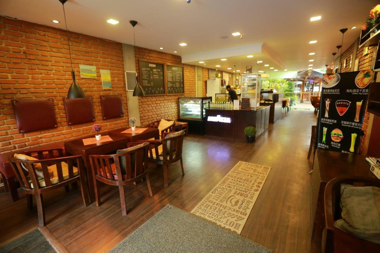 Thumbelina Apartments & Hotel Aluthgama Exterior photo